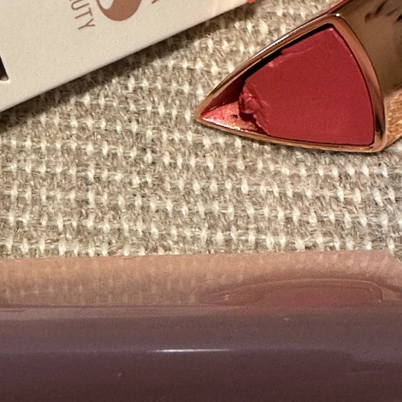 Lys Beauty Cream Glow Blush Stick Bubbly - Picture 5 of 5